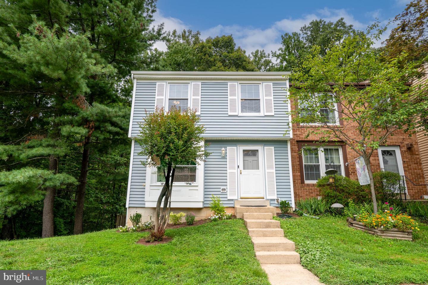 9032 Golden Leaf Court, Springfield