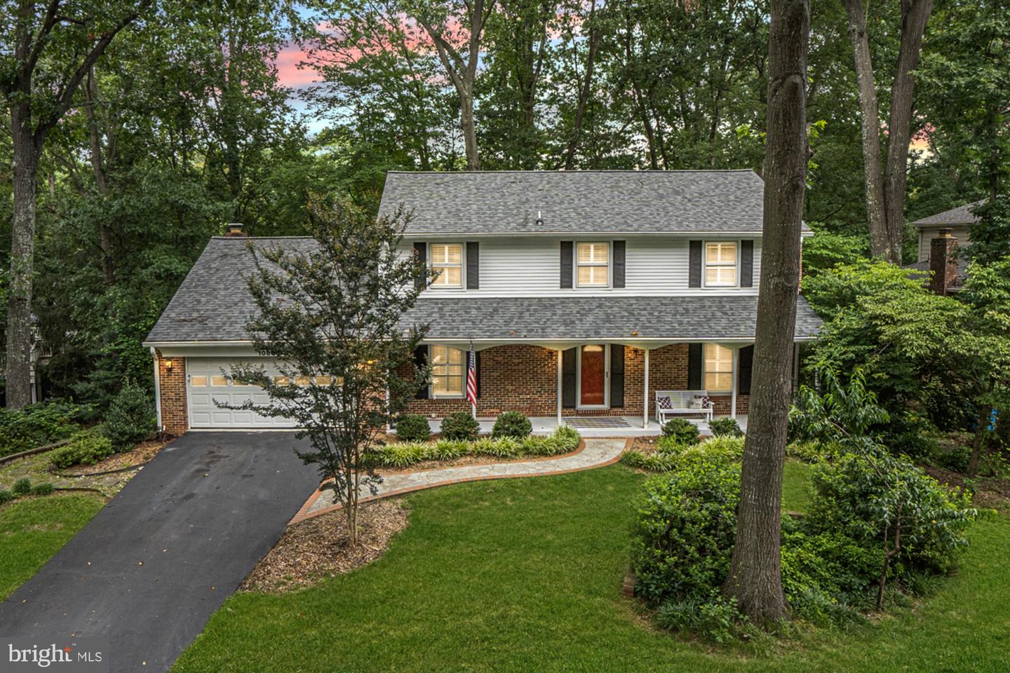 10808 Midsummer Drive, Reston