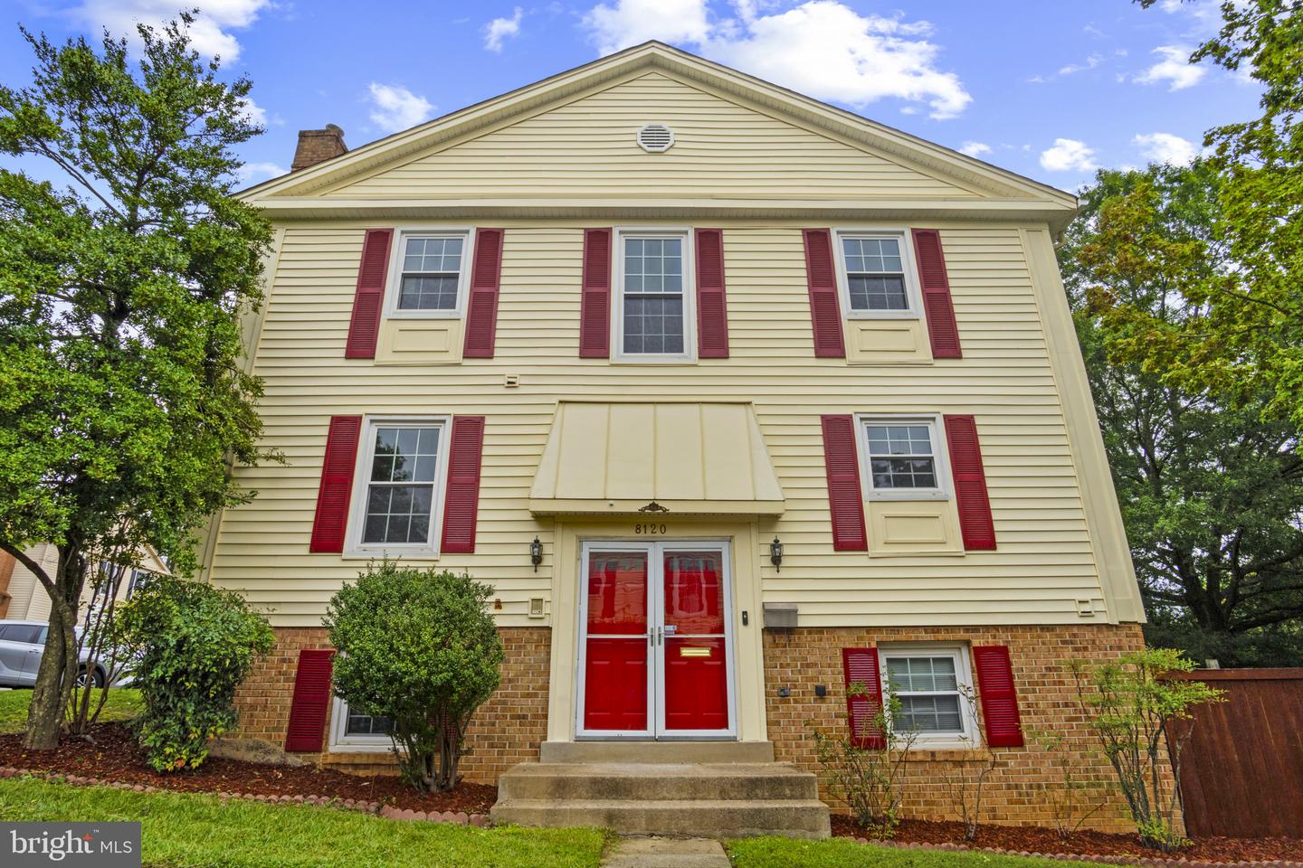 8120 Sleepy View Lane, Springfield