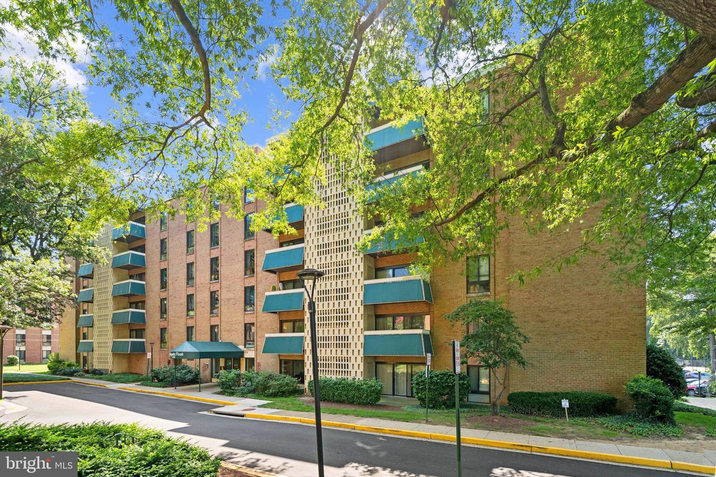 6143 Leesburg Pike #305, Falls Church