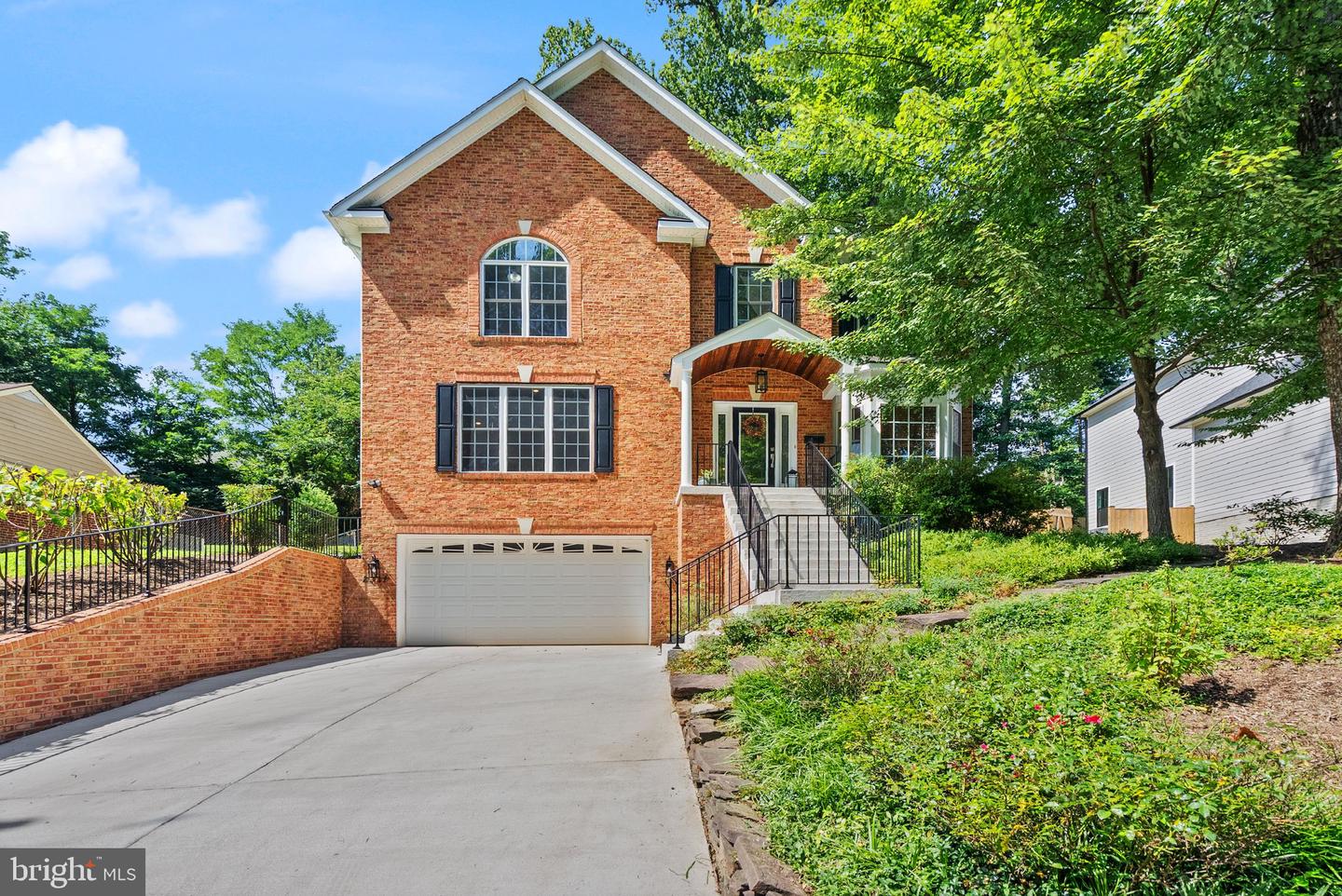 7311 Woodley Place, Falls Church