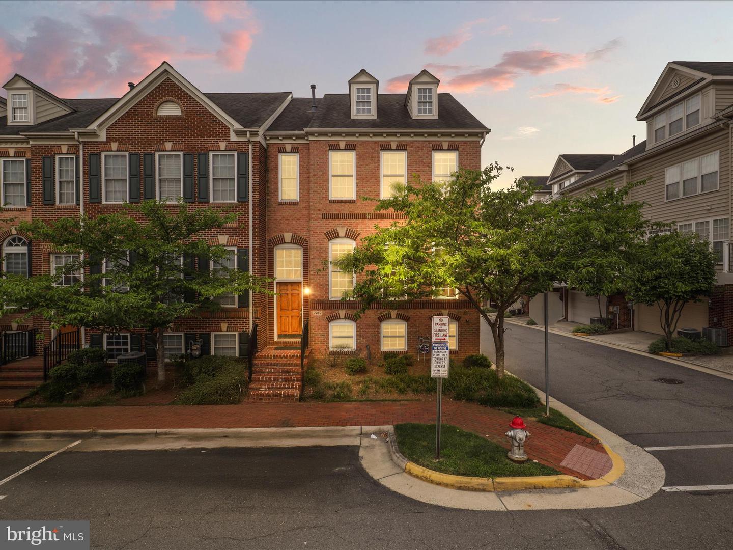 7980 Vigne Court, Vienna