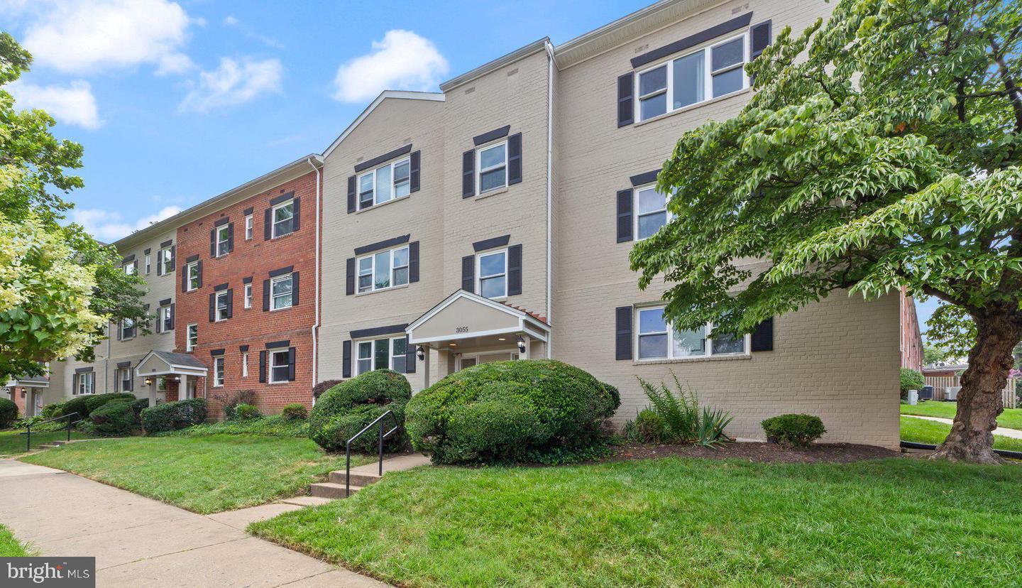 3055 Patrick Henry Drive #101, Falls Church