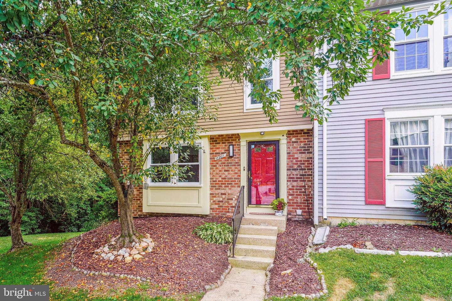 8901 Gutman Court, Springfield