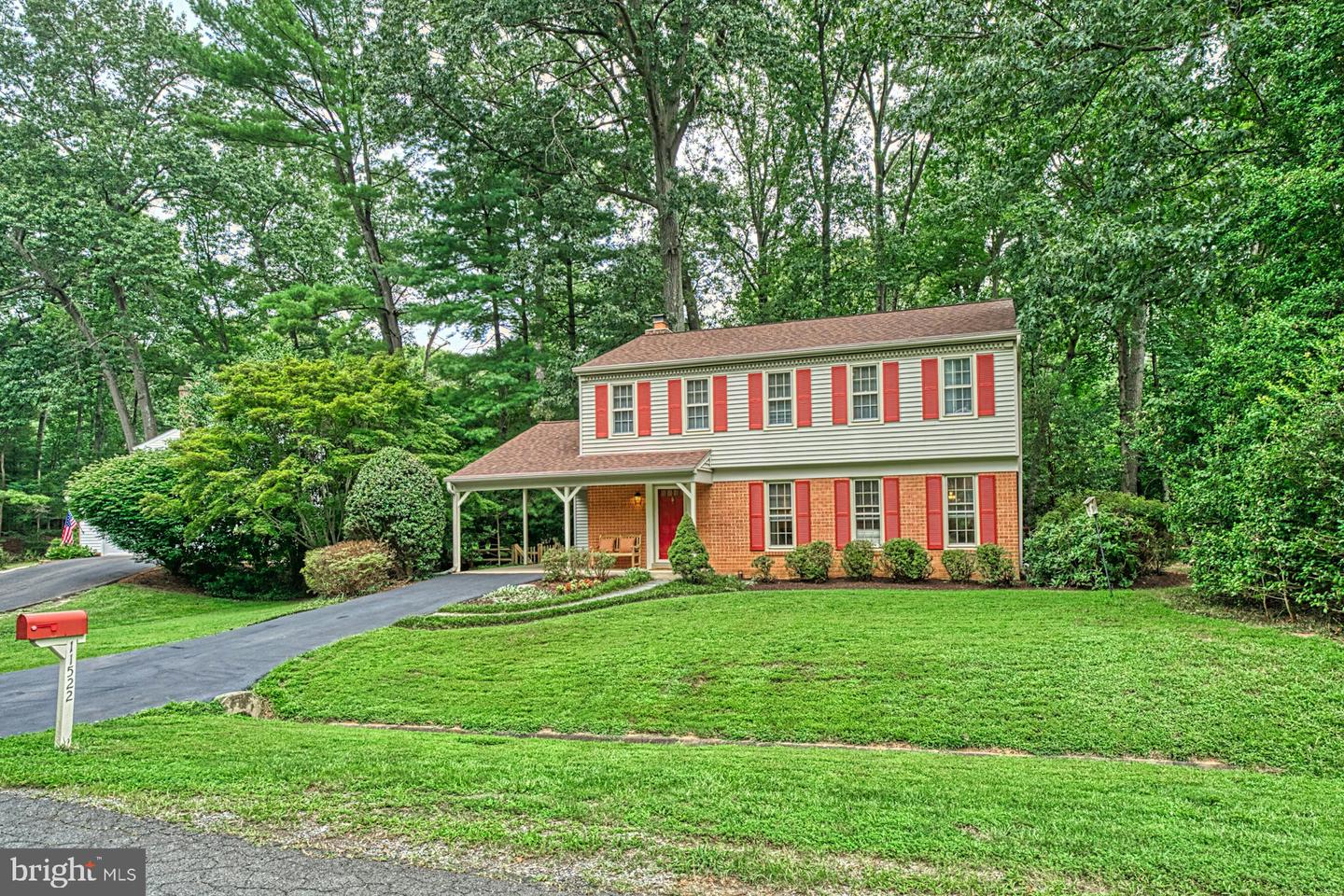 11522 Running Cedar Road, Reston