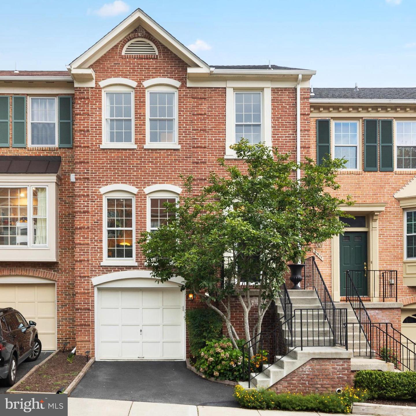 6509 Serenade Place, Springfield