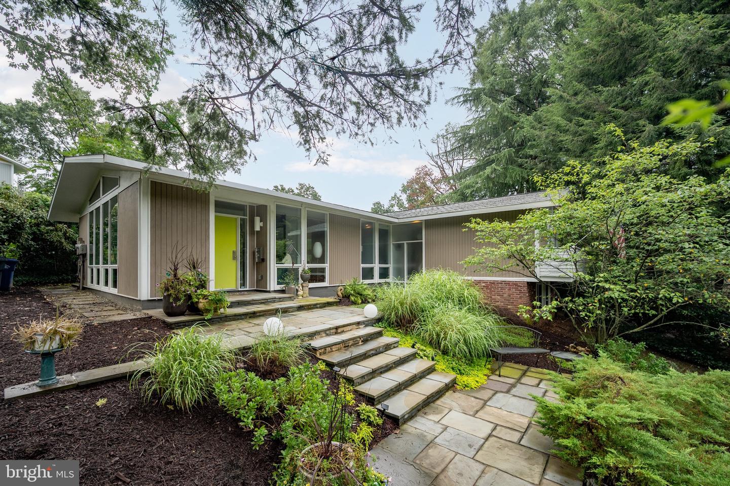 2311 Glasgow Road, Alexandria