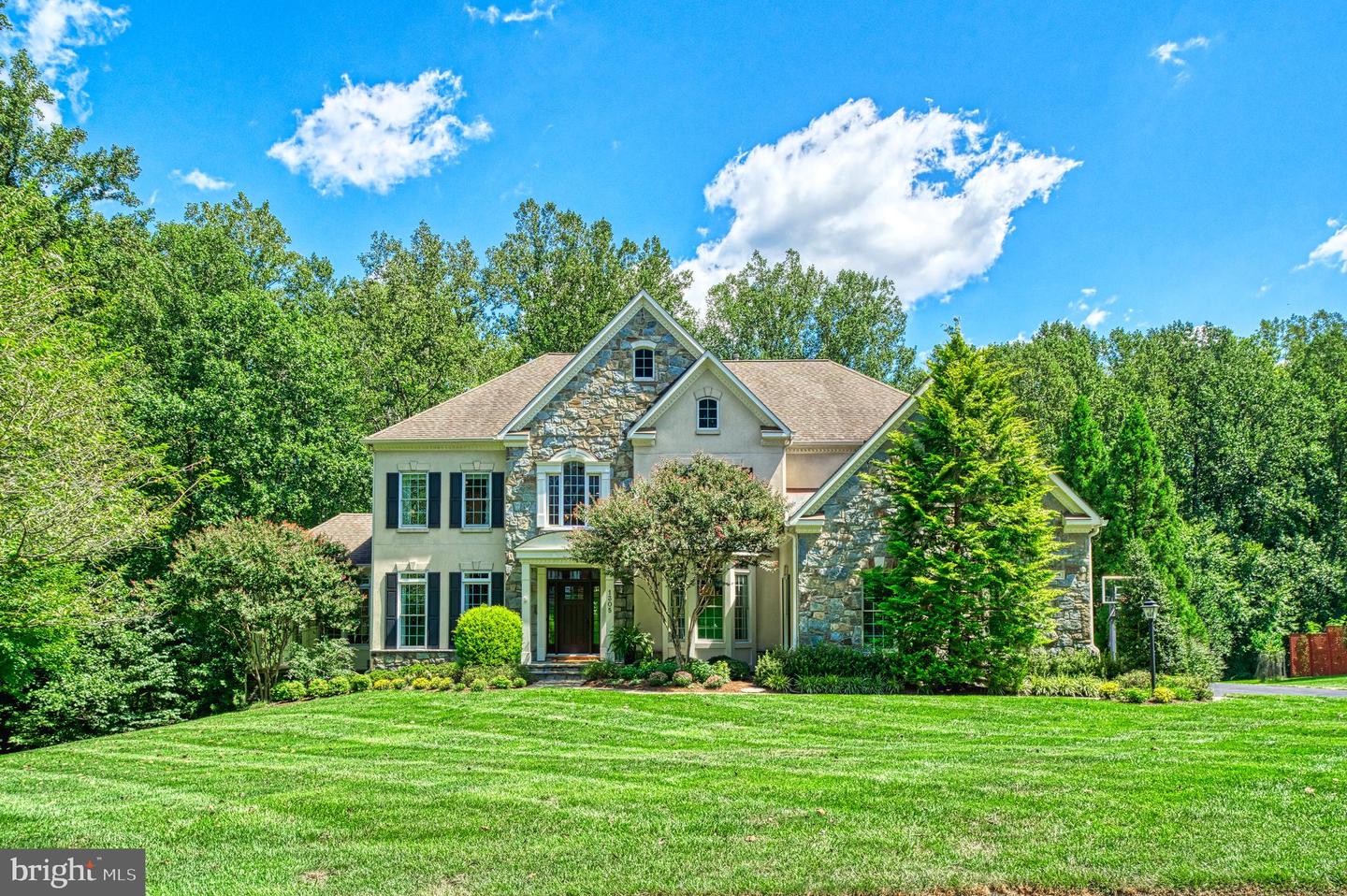 1305 Newkirk Court, Vienna
