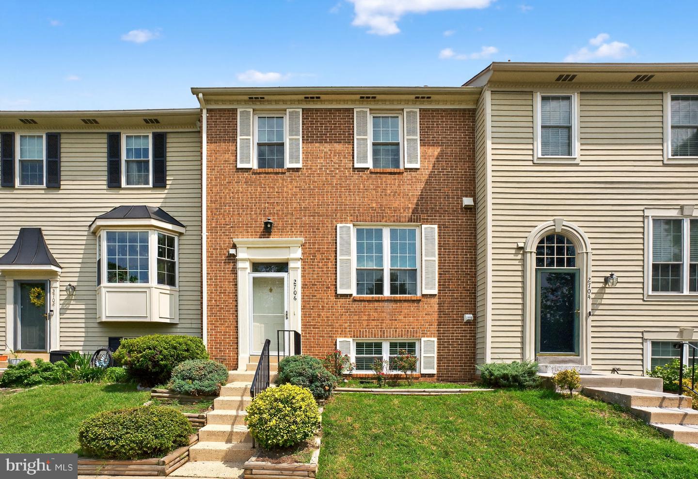 2706 Sherwood Hall Lane, Alexandria