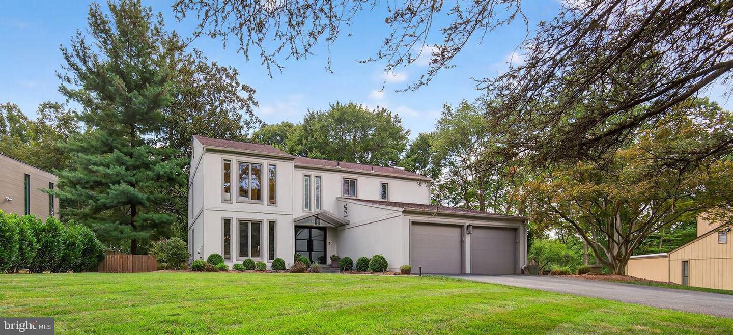 1407 Wolftrap Run Road, Vienna