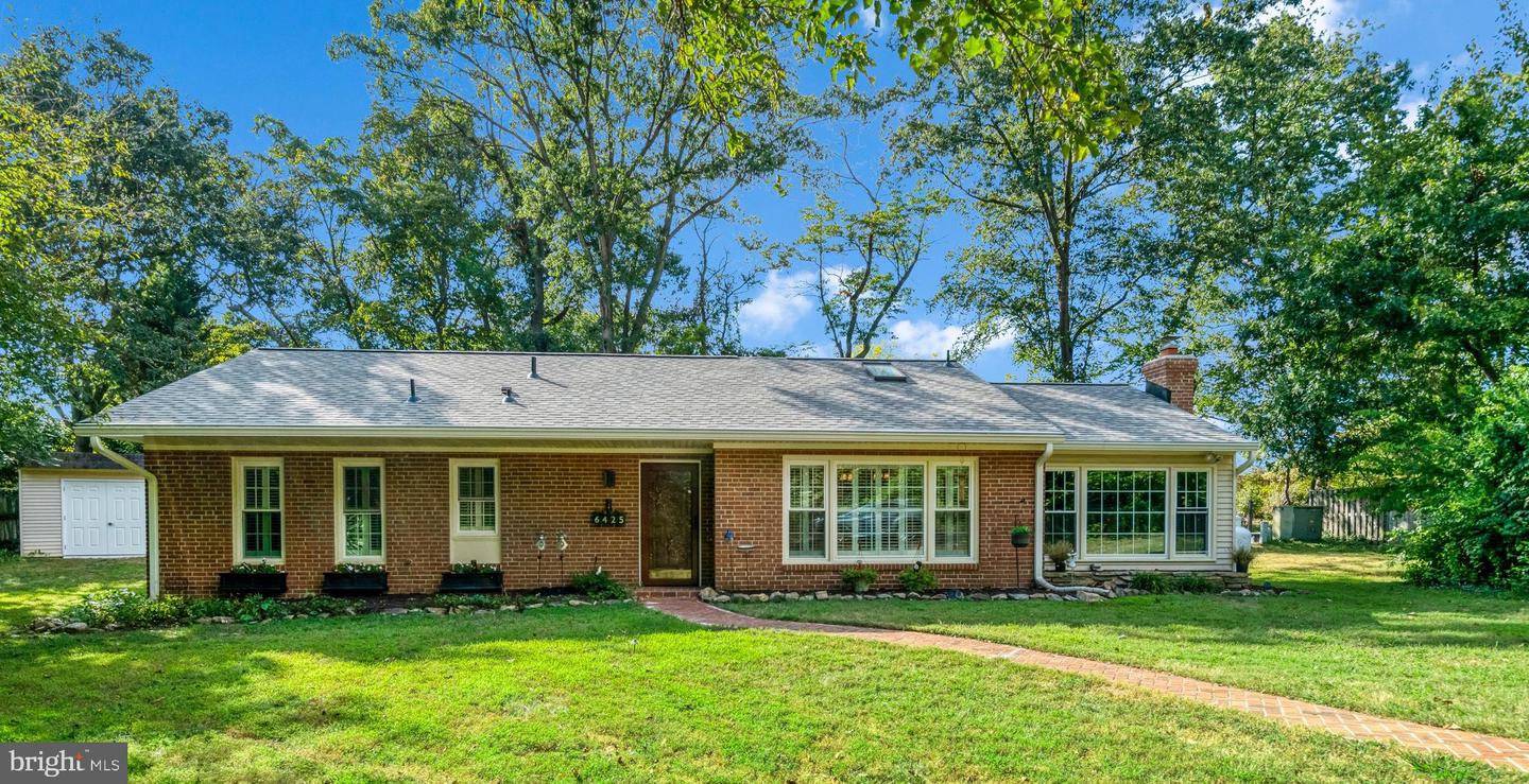 6425 Montrose Street, Alexandria