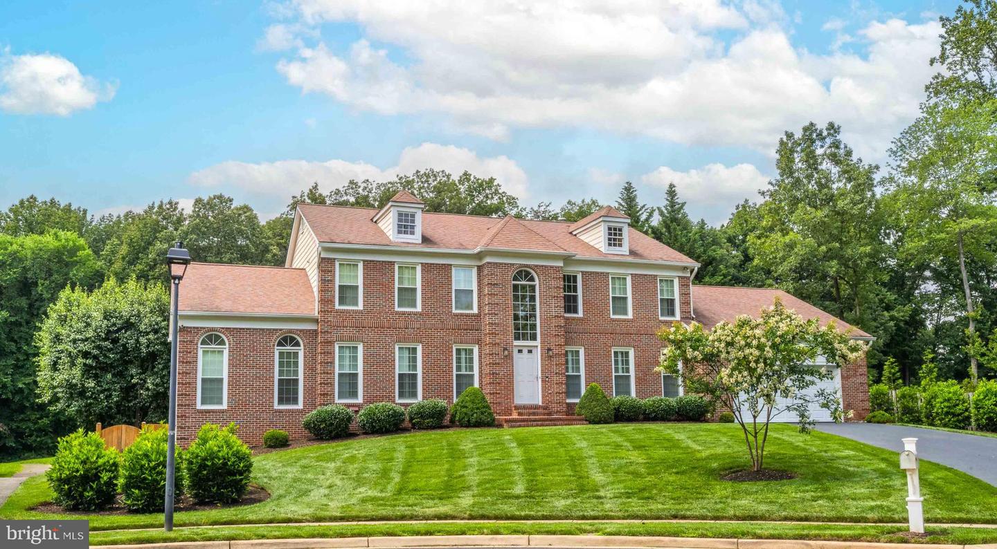 12524 Summer Place, Herndon