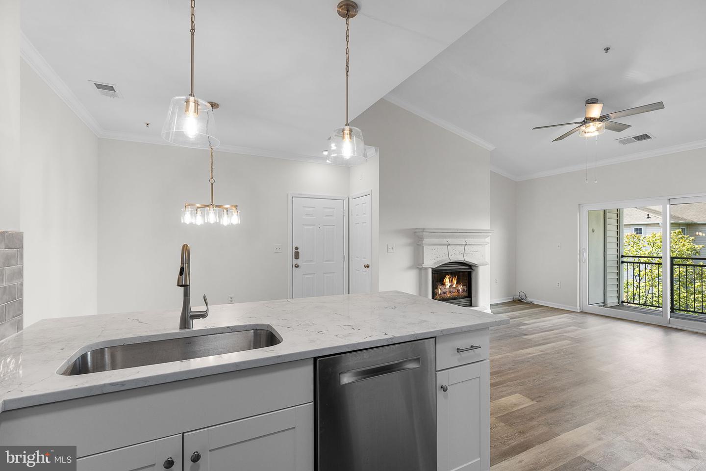 4401 Weatherington Lane #401, Fairfax
