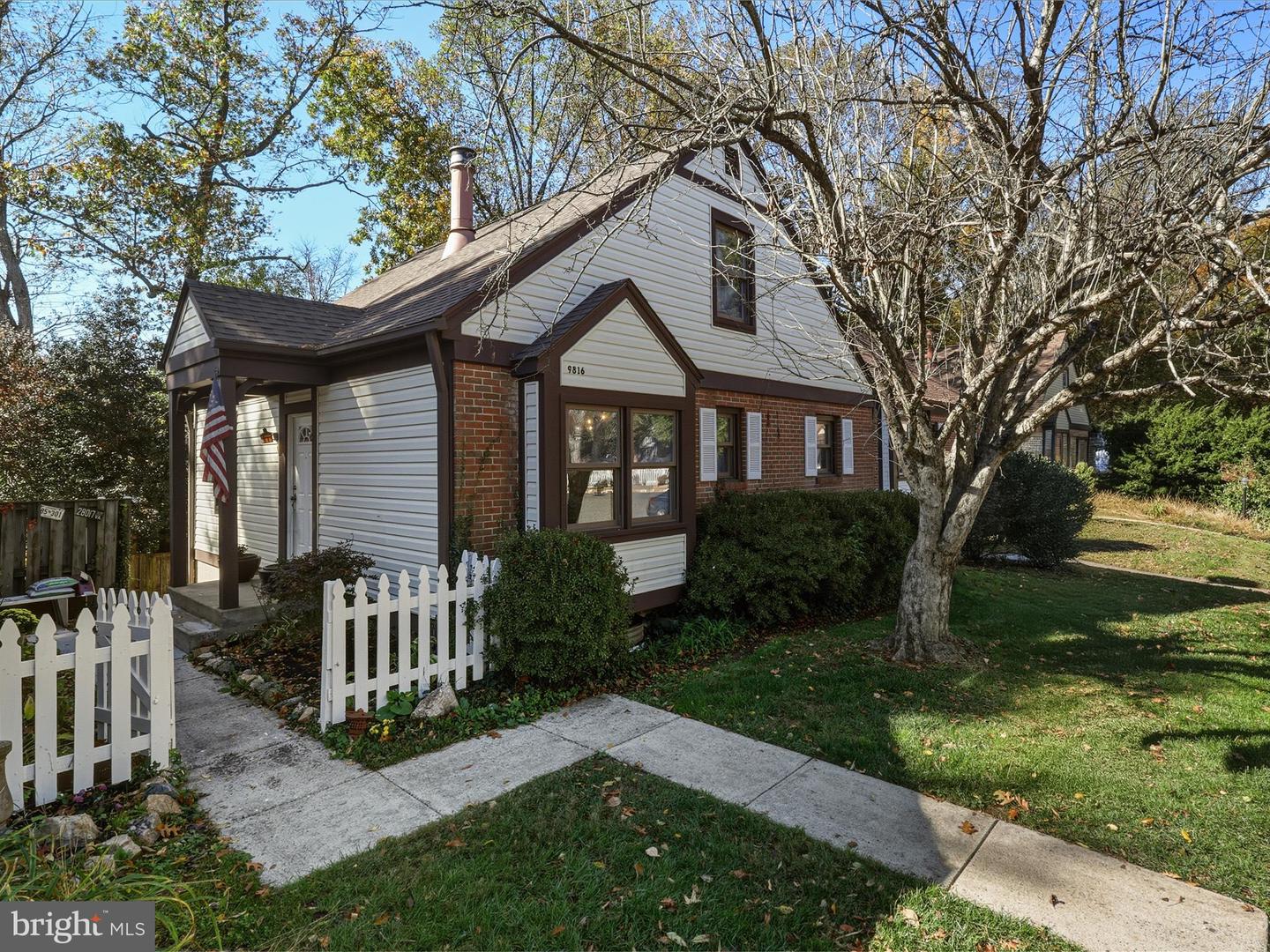 9816 Pebble Weigh Court, Burke