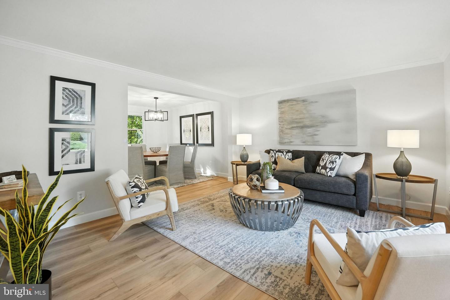 12817 Framingham Court, Herndon