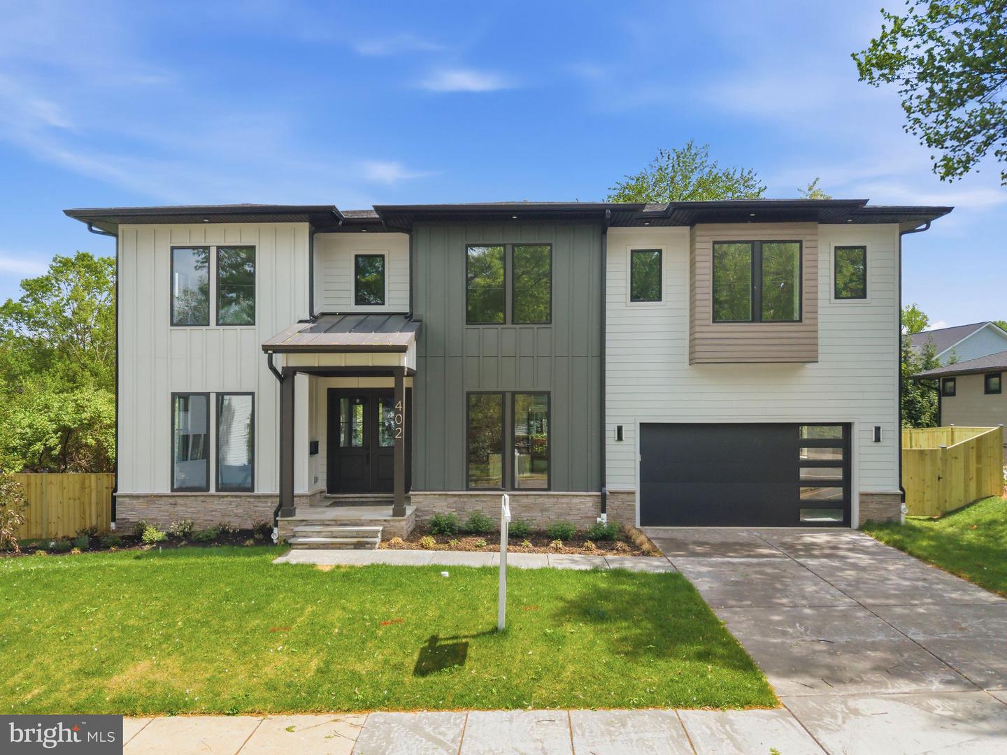 402 Marshall Road SW