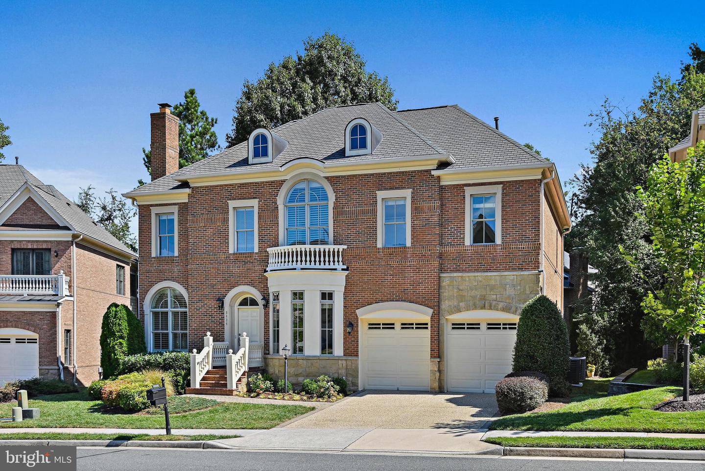8424 Falcone Pointe Way, Vienna