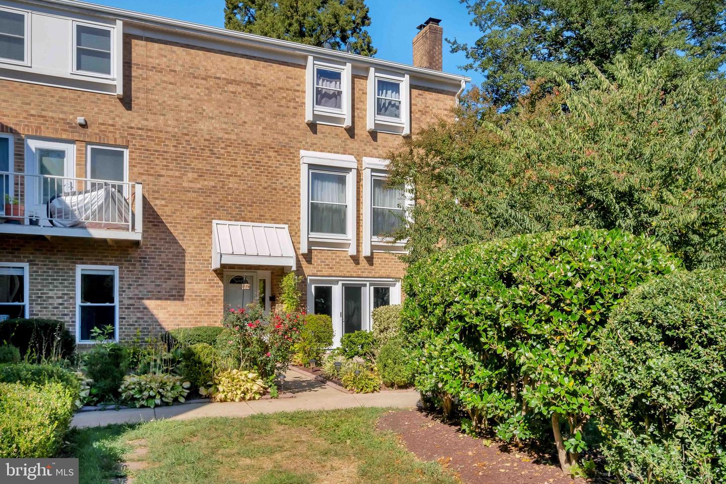 3680 Persimmon Circle, Fairfax