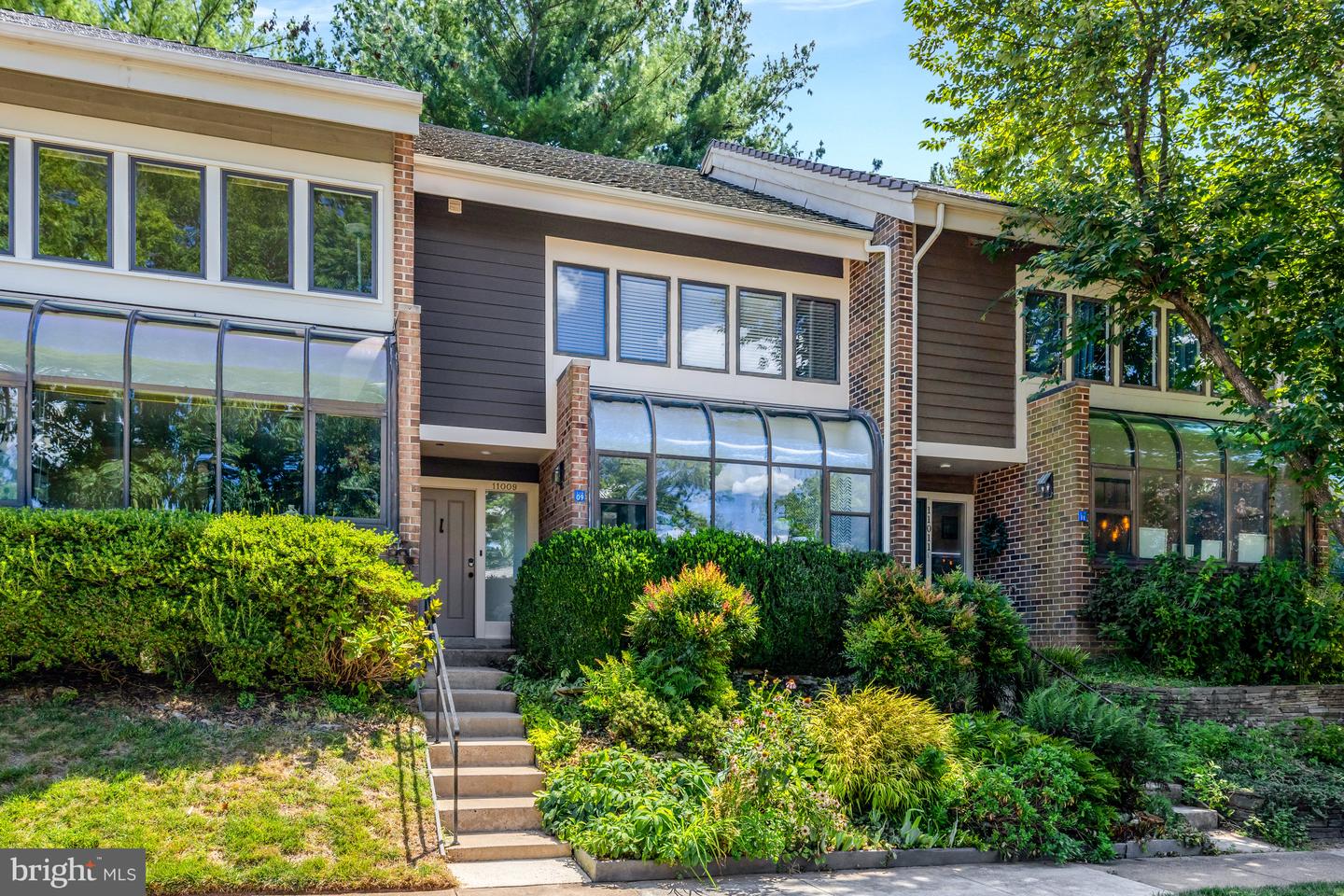 11009 Thrush Ridge Road, Reston