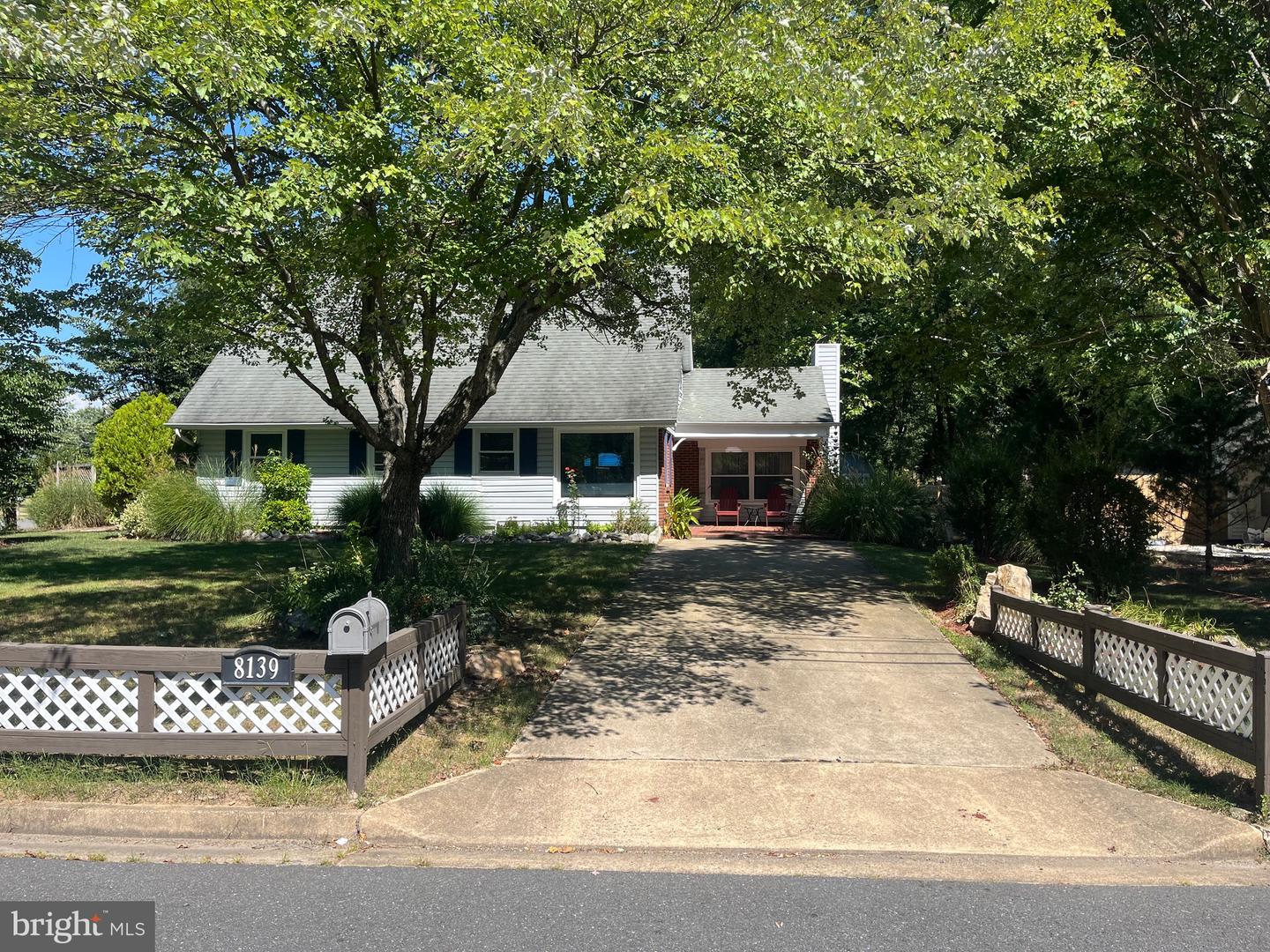 8139 Keeler Street, Alexandria