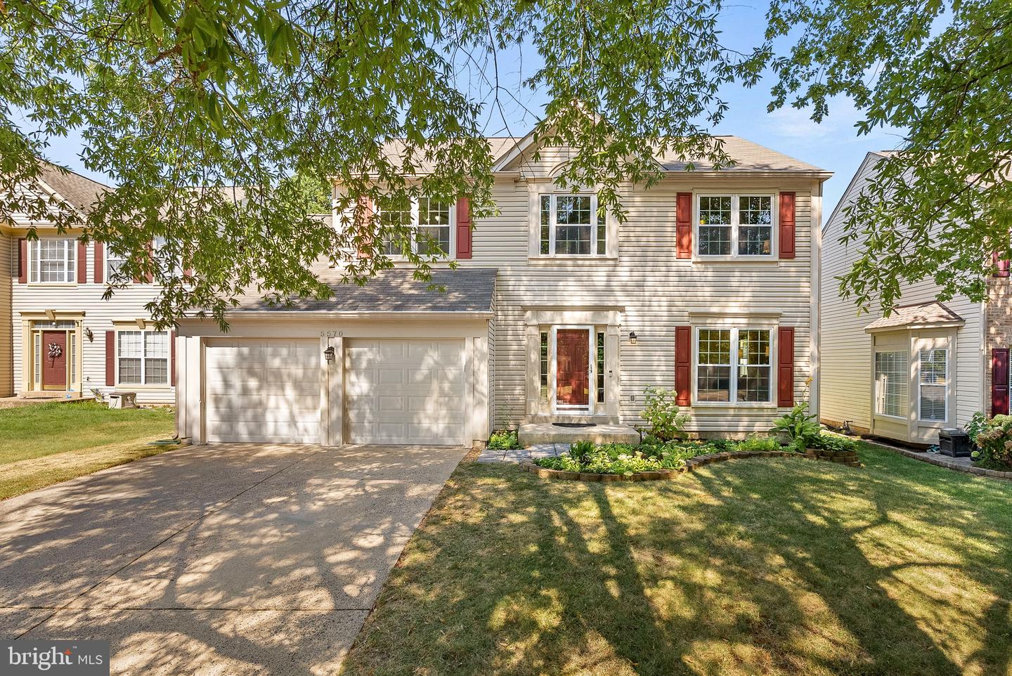 5570 Village Center Drive, Centreville
