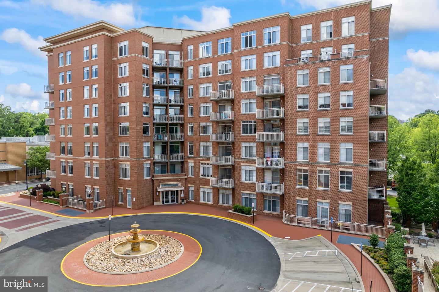 4490 Market Commons Drive #602, Fairfax