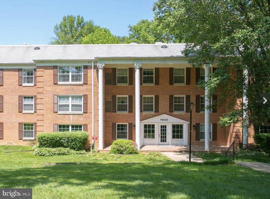 7640 Provincial Drive #214, Mclean