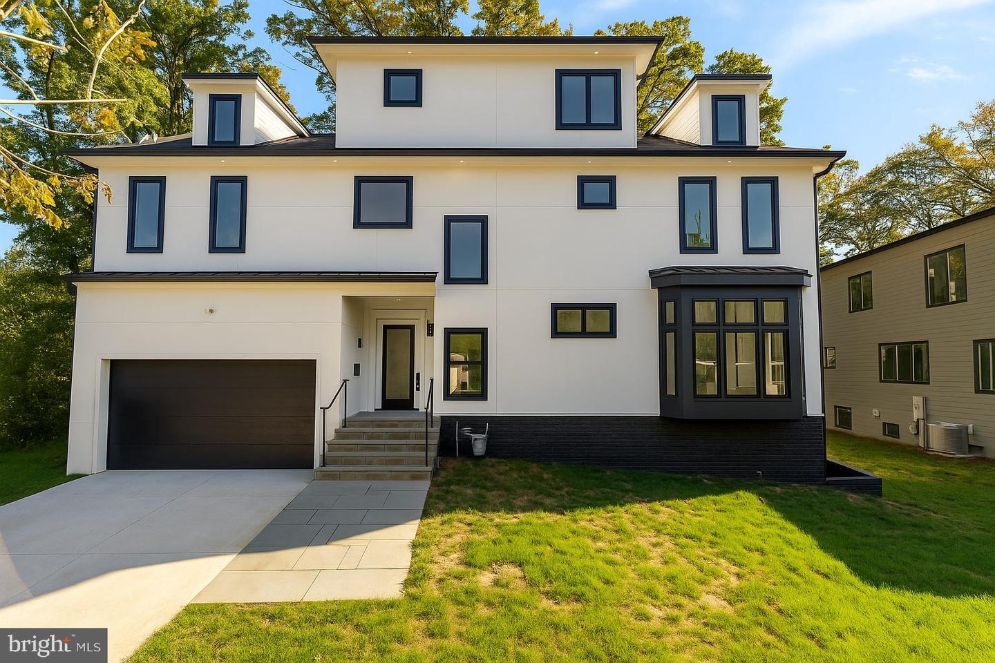 2237 Meridian St, Falls Church