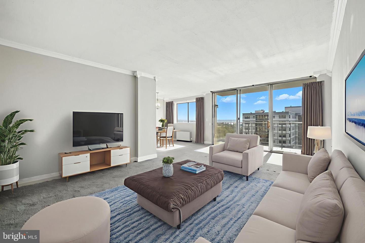 2059 Huntington Avenue #907, Alexandria
