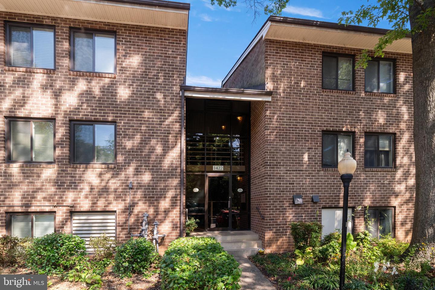 1422 Northgate Square #22/1a