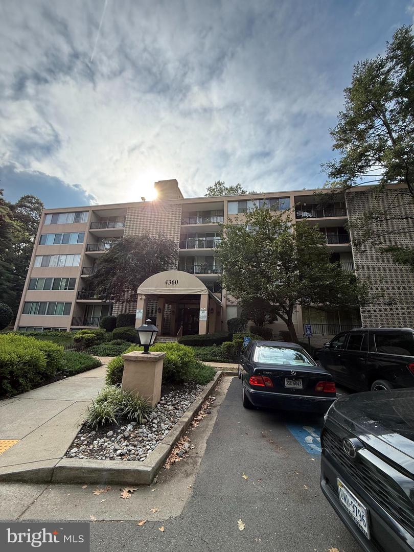 4360 Ivymount Court #28, Annandale