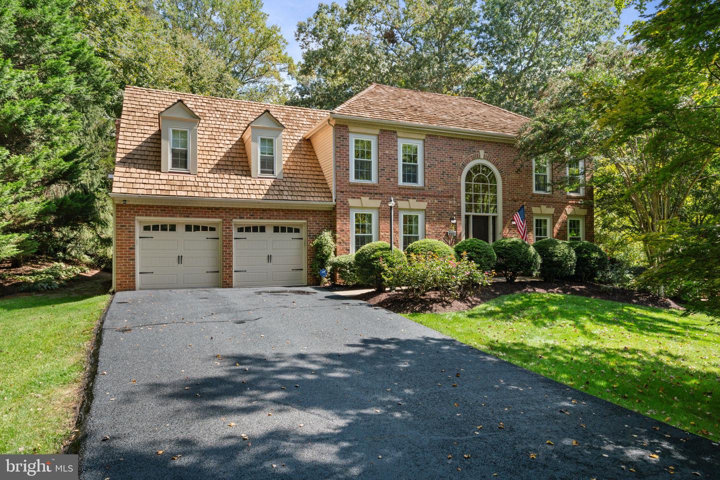 6805 Old Stone Fence Road, Fairfax Station