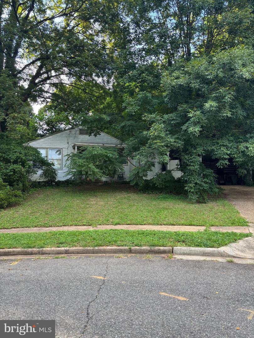 3020 Fredsen Place, Falls Church