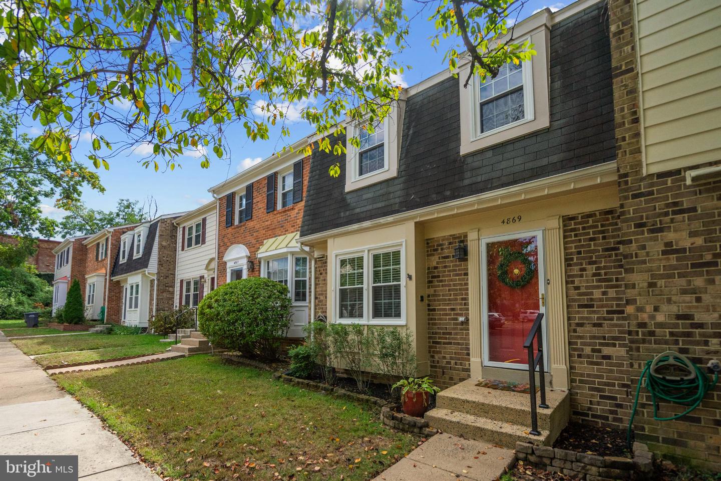 4869 Nash Drive, Fairfax