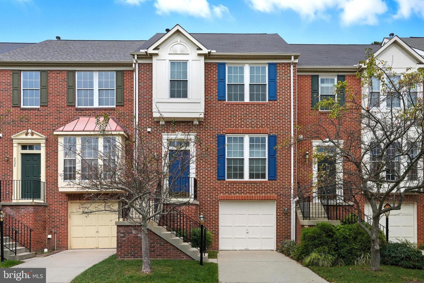 2018 Madrillon Springs Court, Vienna