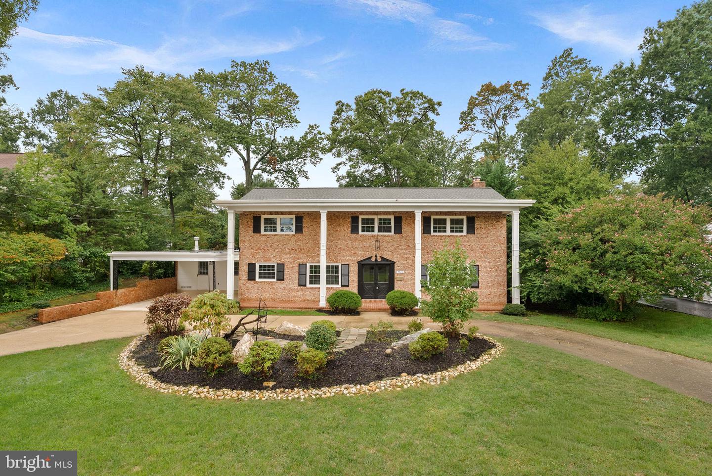 5924 Jane Way, Alexandria