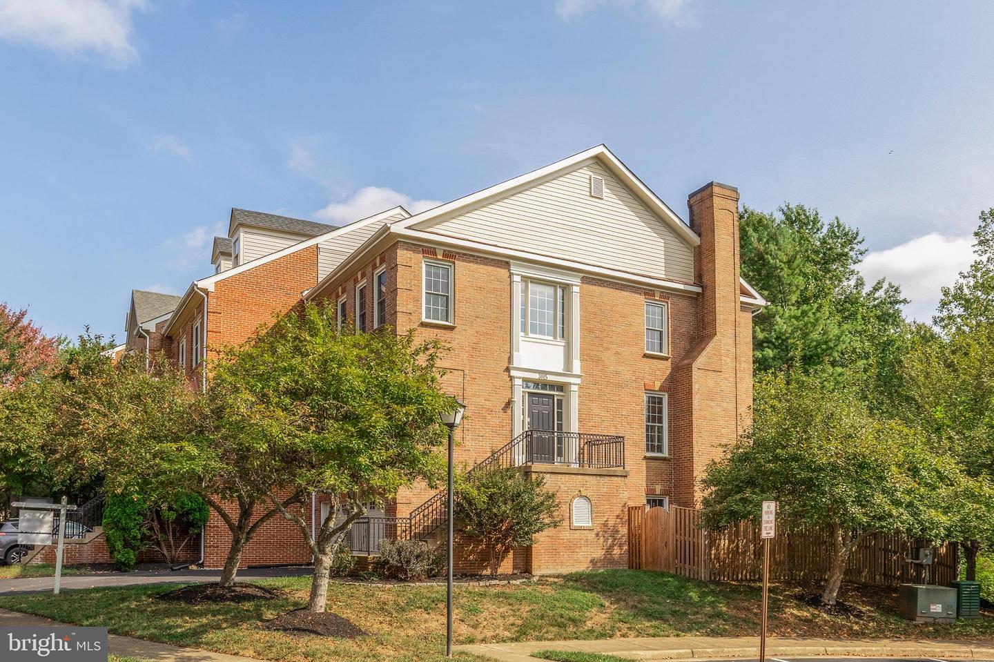 3015 Fallswood Glen Court, Falls Church