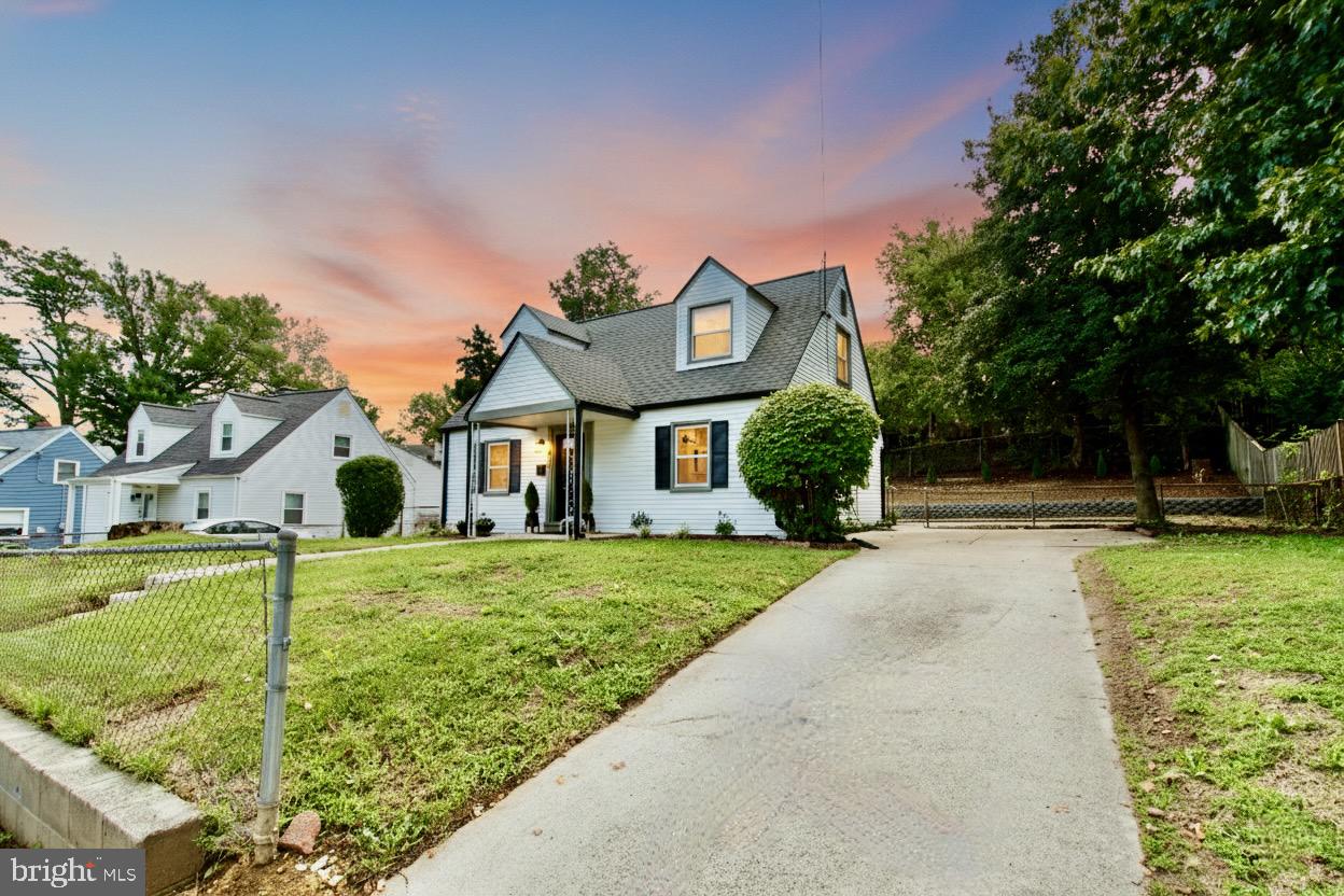 2415 Fairhaven Avenue, Alexandria