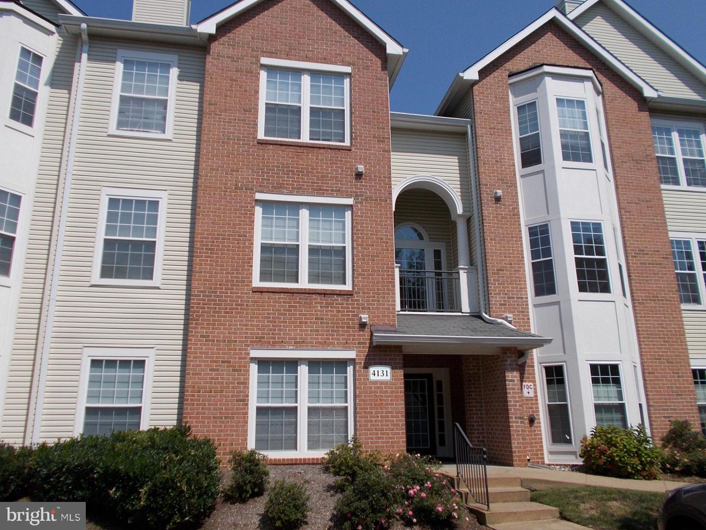 4131 Fountainside Lane #j204, Fairfax