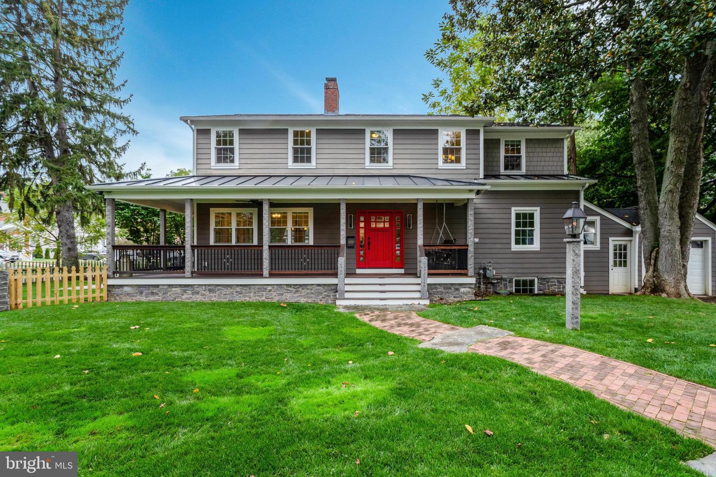 6940 Cavalier Trail, Falls Church