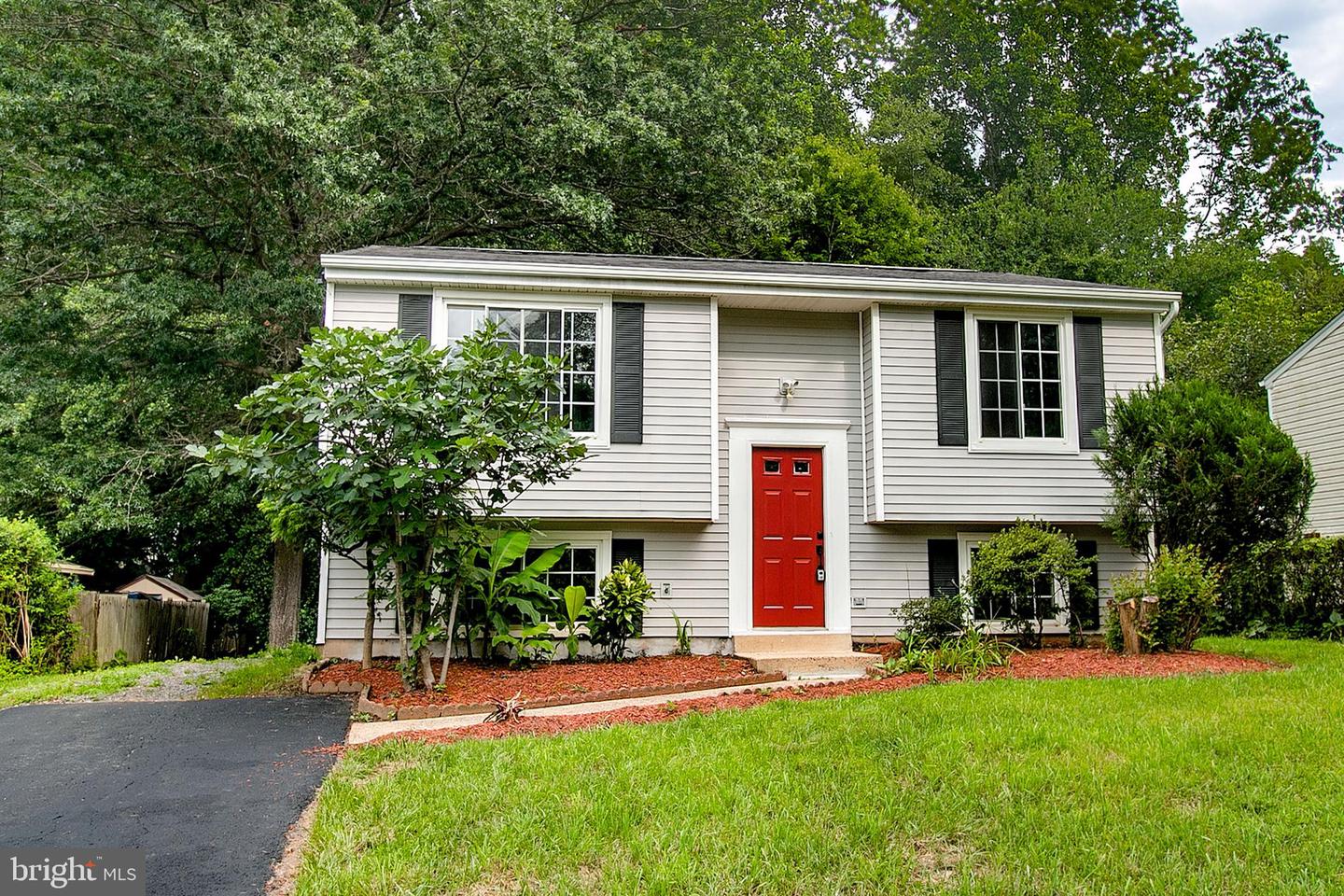 5377 Laura Belle Lane, Fairfax