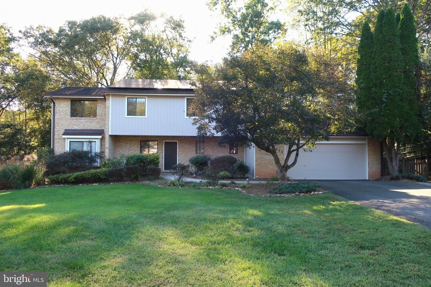 1332 Colvin Forest Drive, Vienna
