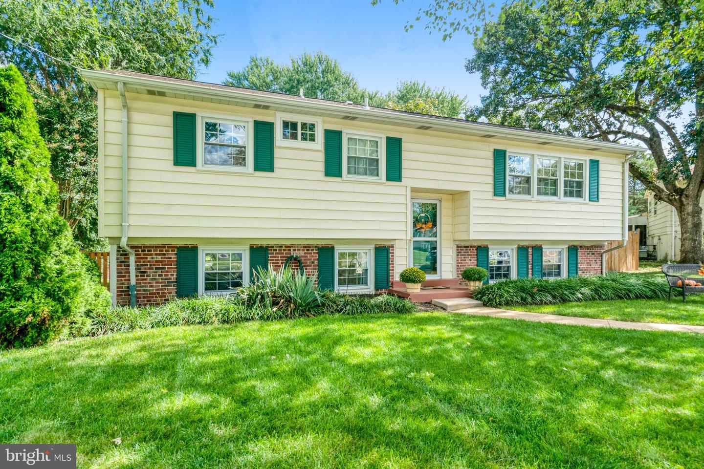6109 Larkspur Drive, Alexandria