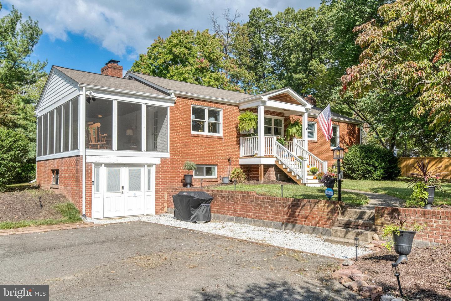 5527 Wharton Lane, Centreville