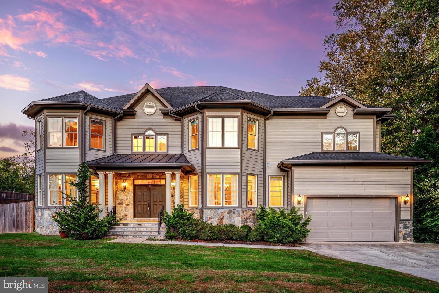 829 Golden Arrow Street, Great Falls