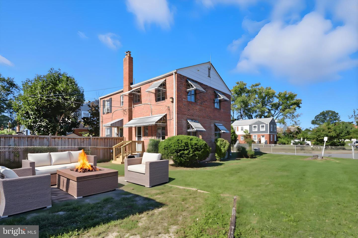 2101 Arlington Terrace, Alexandria