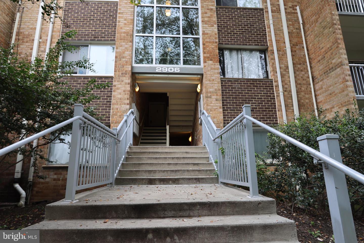 2906 Kings Chapel Road #06/4