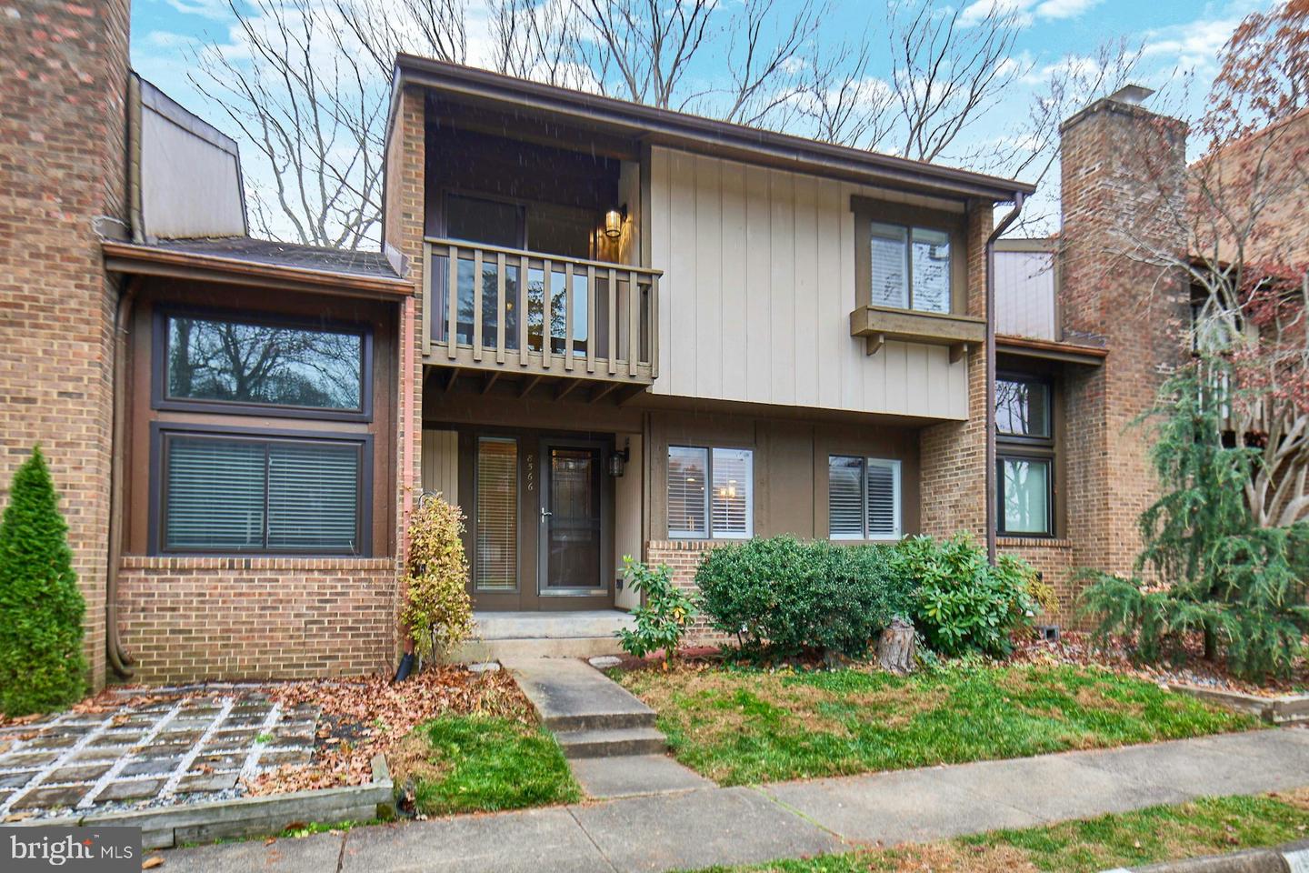 8566 Gwynedd Way, Springfield