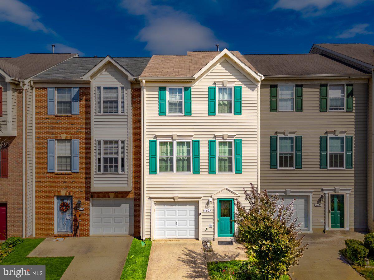 4627 Deerwatch Drive, Chantilly