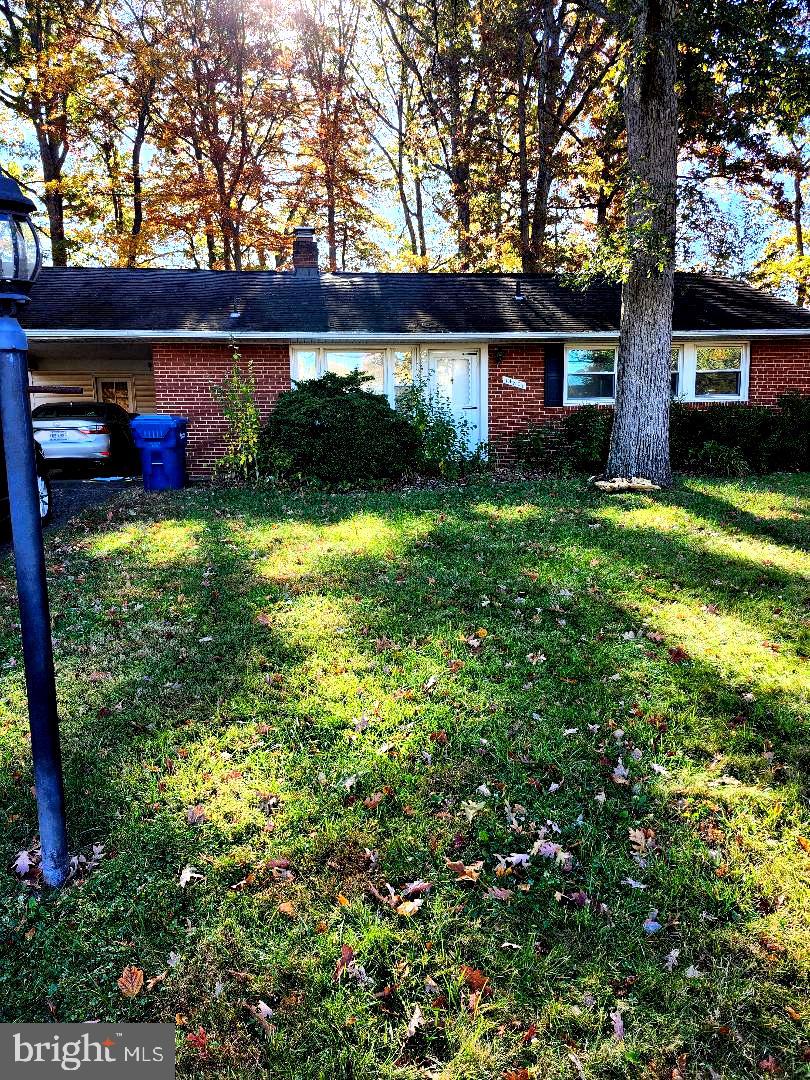 14801 Carlbern Drive, Centreville